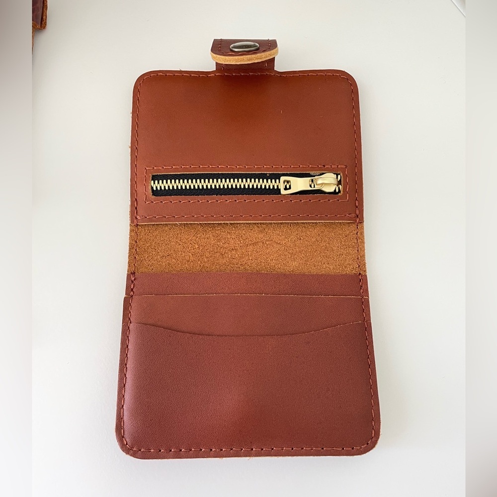 Portland Leather Goods Crossbody Bag With Wallet - Picture 12 of 16